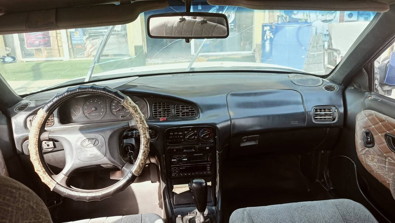 السلام عليكم سوناتا تو موديل 94
مكينه تبخر كير خير من الله بس سلكتر يشكل مرات صدر امامي خلفي جديد سنويه بسمي مكاني الصويره 
36 وبيها مجال *********** ما موجود ع الفيس
