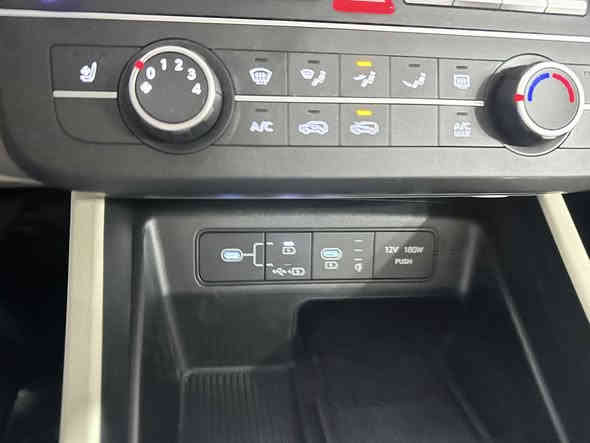 بعد ال تحيه ول الحترام ❤❤

للبيع توسان 2026خليجي 

ضمان 

   مرقم رقم بغداد 

(( المواصفات اصلية  ))

صفر زيرو

ويل جبير 

صندوق كهرباء 

وأيرليس  شاحن 

الدالامامي 

حساس مامي 

" بصمة تشغيل وبصمة ابواب 

" اشاير بالمري + مري شفط

تبريد كشنات 

عدادات دجتل 

شاشه متصله 

"شاشة كبيرة

" ثلاجة بالجكمجة 

" حساسات مامي  وخلفي  اصلي  

" كاميرا خلفية دوار

" ثلاث وضعيات قيادة

" بلوتوث+ AUX 

" تحكمات ستيرن

كامره دواره 

 +دبل كرسي كهرباء+ 

  

" دبل ايرباگ

" تحكم ستيرن جهتين

" حساسات اضاءة خارجية +مرايه جانبيه ترحيب+ ضائه جانبيه

" حساسات

" تبريد قطعتين 

" لدات نهارية 

" دبل لد امامي 

" انارة ابواب ومري 

" بردة خلفية

  

 بيهة مجال قليل سعر 38مليون و 500 الف شامل كلشي يعني تاخذ صافي 

للاستفسار/*********** 

رقم بغداد الماني مشروع 

مكفولة كفاله عامه
