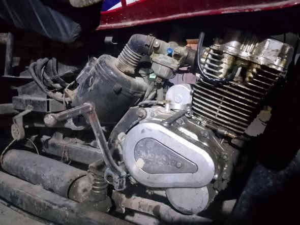 سلام عليكم ستوته للبيع كهربائيت طافيه باب البدي ماكو السعر 500بيها مجال حك الجيه *********** هاذا الرقم مكاني بغداد سبع قصور
