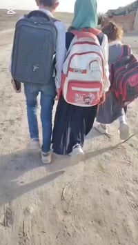 اسالكم بالله لو شخص يريد يسافر شهر دوله مايسال هناك الجو بارد حار وهو ...