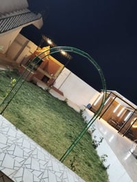 مزرعة للبيع موثثه كامله واردها الشهري 10 مليون الدورة للتواصل 07700888...
