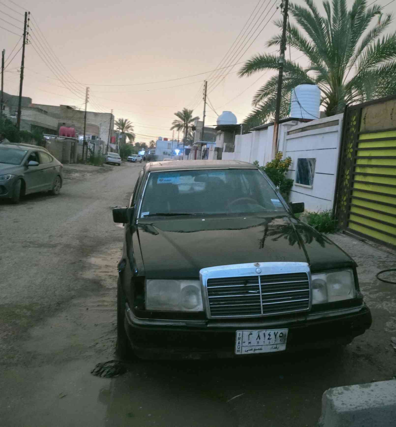 السلام عليكم مرسديس دوب تحويل مباشر سعر 28 وبيه مجال قليل عنوان محاويل رقم الهاتف ***********
