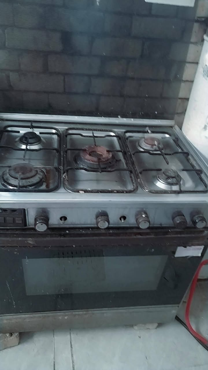 طباخ جديد وشغال للبيع 
شعندك للبيع دزه خاص


**إذا كنت صاحب هذا الإعلان وتريد حذفه لأي سبب، رجاءا أرسل رسالة إلى الدعم الفني**