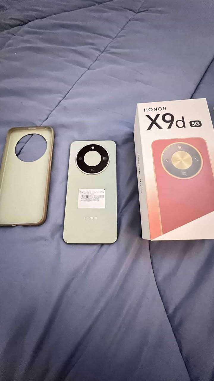 X9b جهاز البيع جديد بعد بل ضمان صاله شهر ونص من فتحته جهاز يخبل بس محتاج اريد ابيعه  سعره ٤٥٠ وبي مجال  قليل ***********  بي واتساب. وتصال
