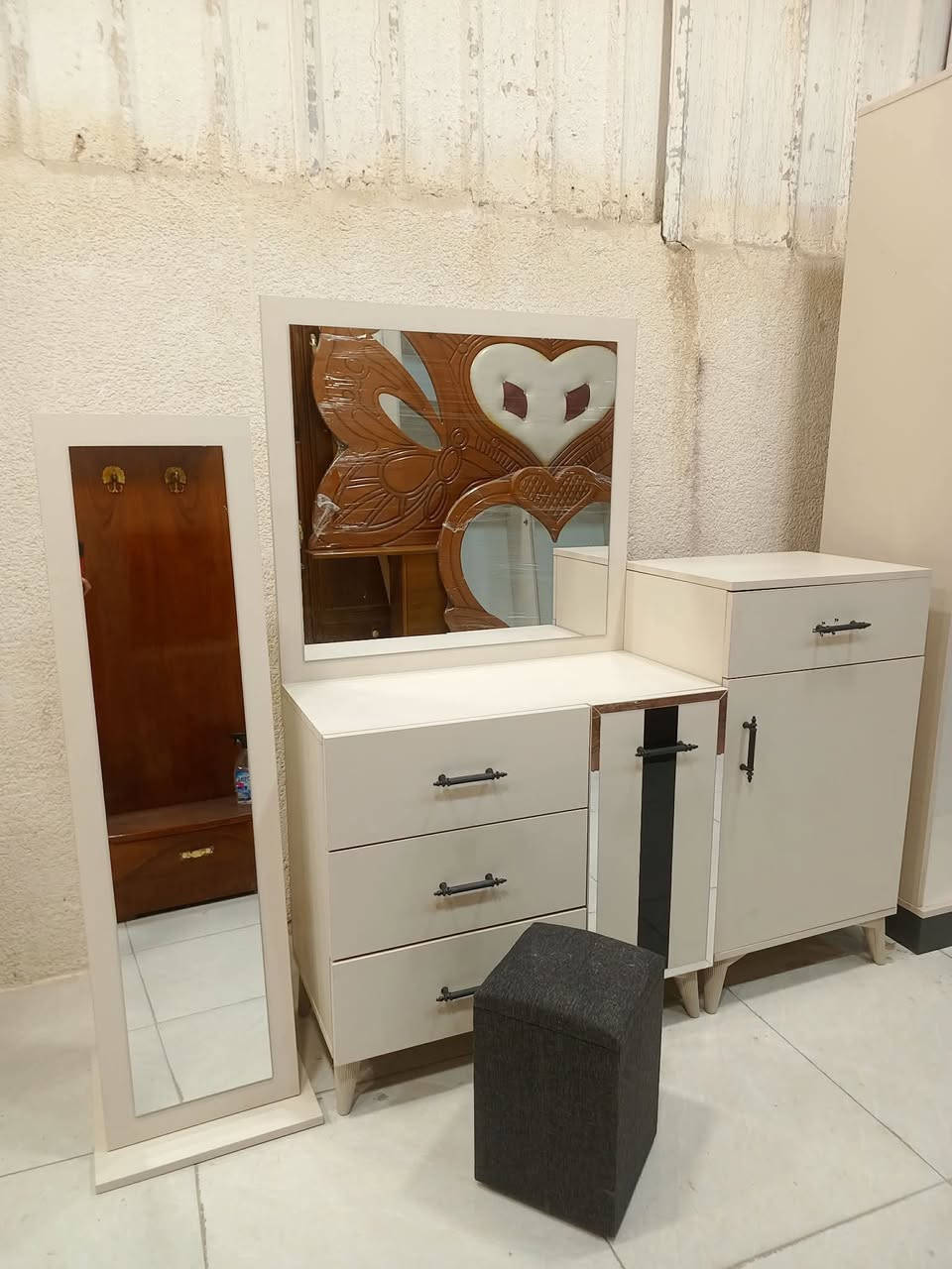 10 قطع فول نضافه 950
شد ونقل بغداد


**إذا كنت صاحب هذا الإعلان وتريد حذفه لأي سبب، رجاءا أرسل رسالة إلى الدعم الفني**