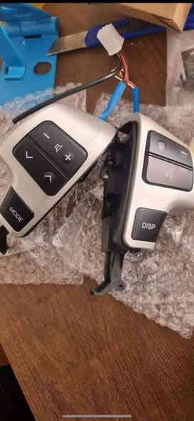 تحكم ستيرن لاندكروز  2016. 2021

تحكم ستيرن لاندكروز 2008.    2015

يتوفر توصيل لجميع المحافظات 

*********** وساب فقط يشتغل
