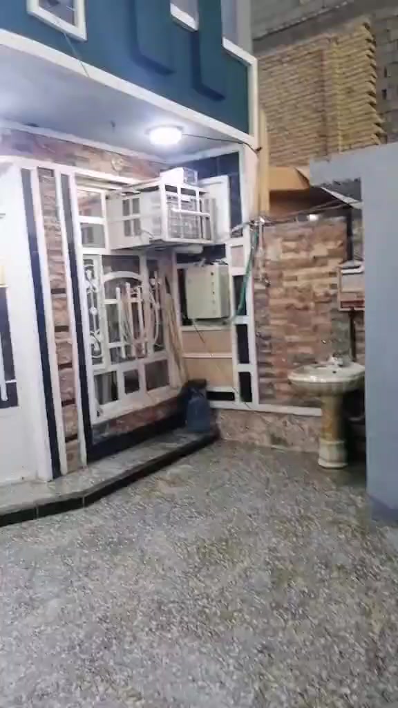 منزل للبيع محموديه حي الشهداء  طابق واحد مساحه 115
كامل من كلشي  للاستفسار الاتصال  ***********
