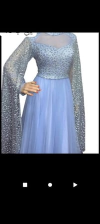 مقاس 42 • يلبس 65كج