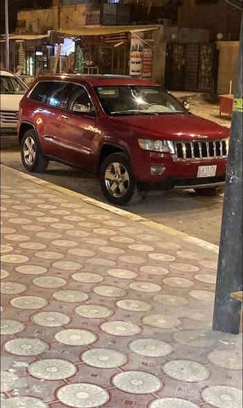 سلام عليكم سياره نوع جيب جراند شيروكي للبيع
موديل 2011
فول مو اصفات واحد على واحد
شاشه
بني رامه
بصمه
كشنات تدفأه
محرك ممفتوح هيمي 8سلندر 5.7
ضرره بيه 2قطع اباب الصدر والجاملغ 
السياره معروضه 133او بيه مجال
الستفسار ***********
               ***********
