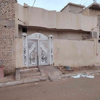 حي الغدير الثانية • ١٠٠م • قرب مستشفى البناني