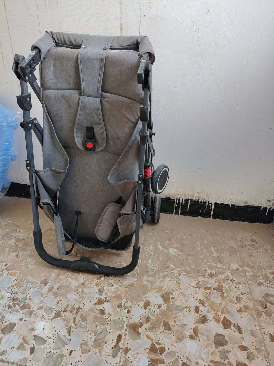 العربانه مع شمسيتها ب٣٠ بدون اييييي ضرر
الفراش جديد غير مستعمل نهائيا ب٢٠


**إذا كنت صاحب هذا الإعلان وتريد حذفه لأي سبب، رجاءا أرسل رسالة إلى الدعم الفني**