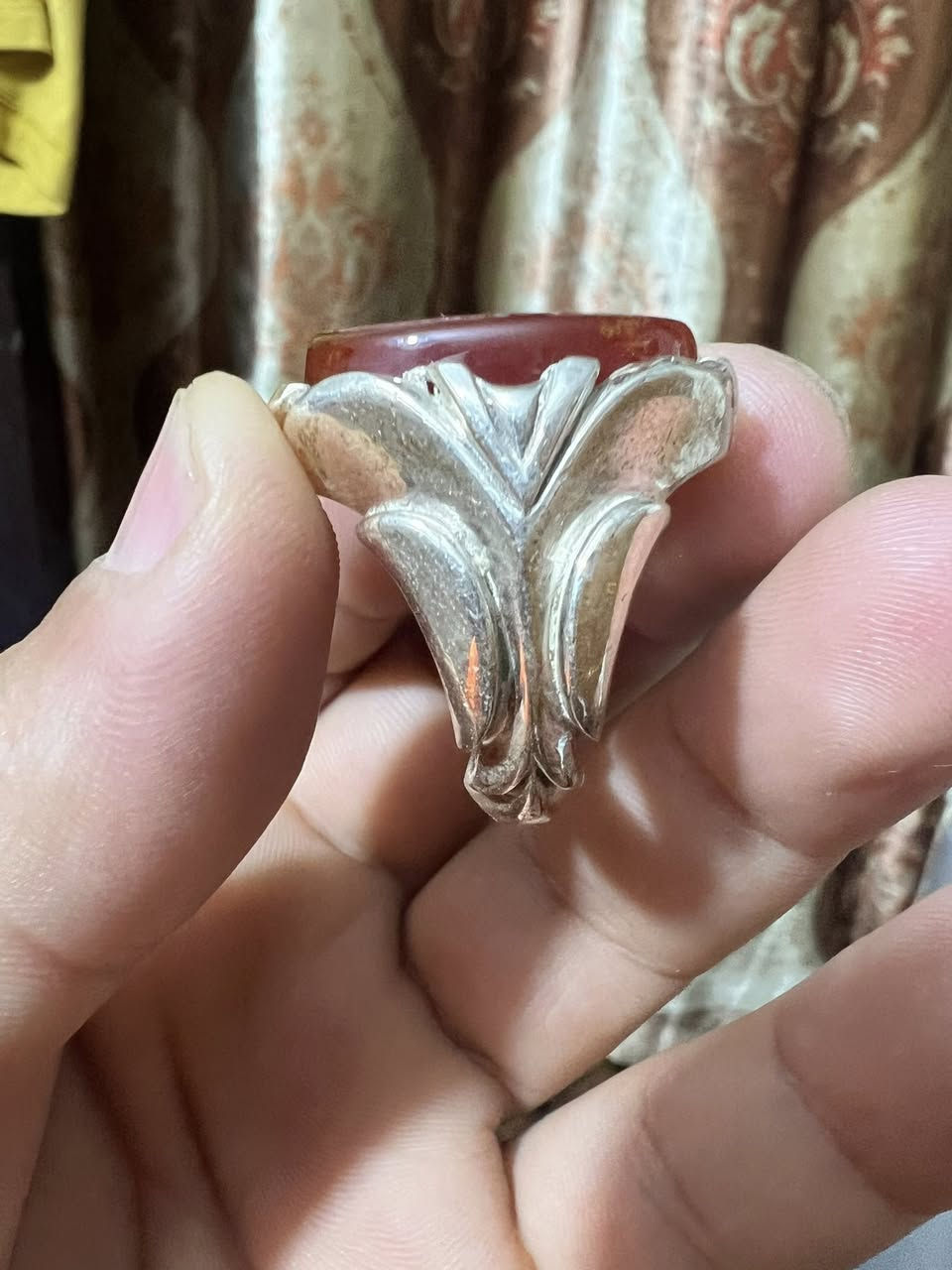 خاتم من يماني احمر كرزي صياغه ثقيله صياغه حماده مخطوط عليه ايه كرسي كامله
سعره 125 الف


**إذا كنت صاحب هذا الإعلان وتريد حذفه لأي سبب، رجاءا أرسل رسالة إلى الدعم الفني**