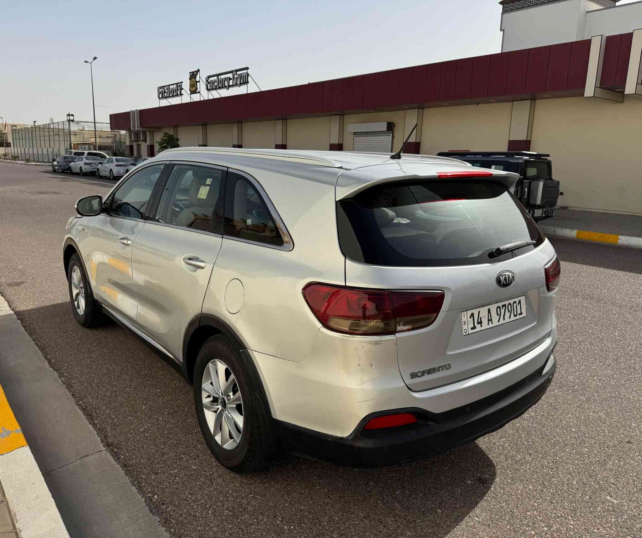 سورنتو وارد خليجي مديل2016رقم بصرة نكليزي باسمي سنويه وهزه ورقم جدد تحويل مباشر مواصفات تحكم ستيرن4جهات اشاير بلمري مري شفط حساسات تبريد 3قطع 7راكب محرك4سلندر2400دوش تخم تاير حداديه تبريد محرك كير جاهزه بدون اي نقص صبغ عام اثر جراد بدون حادث السعر 135الاستفسار ع رقم*********** البصرة, العراق
