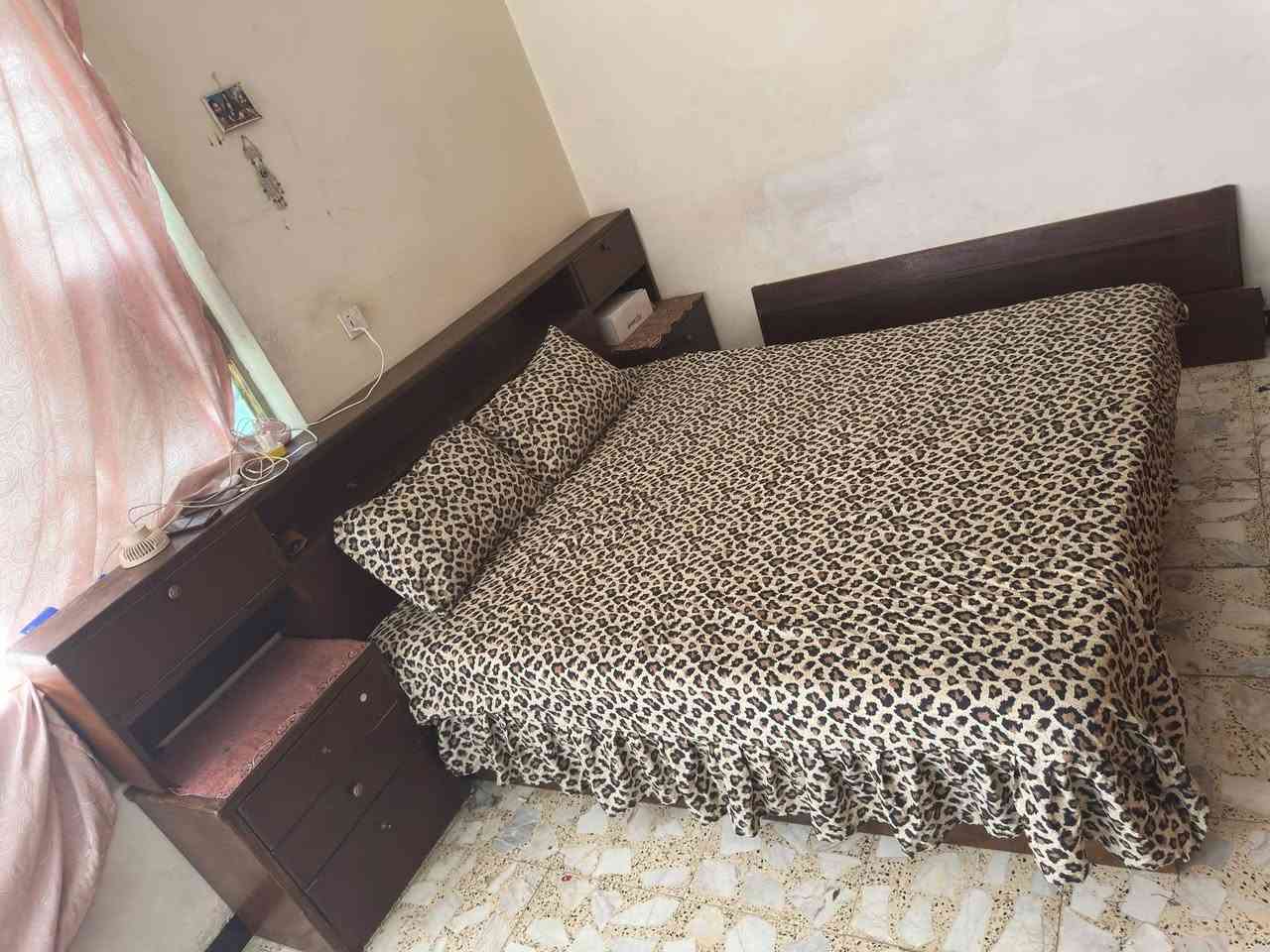 جربيه نفرين  البيع السعر على الخاص  العنوان البلديات  حي الرفاق شارع حسن وحسين


**إذا كنت صاحب هذا الإعلان وتريد حذفه لأي سبب، رجاءا أرسل رسالة إلى الدعم الفني**