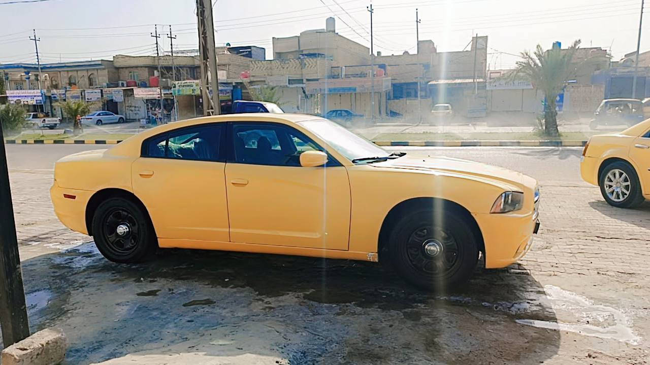 سلام عليكم جارجر موديل 2011 
رقم انبار انگليزي سنوية لل30 
للعلم حادثها فخذه
سيارة جاهزة تخم تاير جديد 
حداديه70%100 غير متواجد بالفيس 
للاتصال ***********
