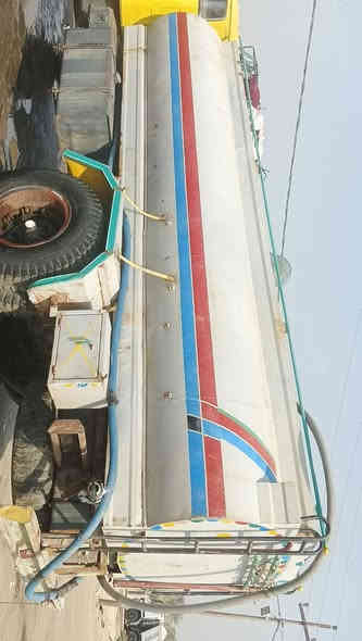 تانكي سكانيا للبيع حموله 12الف  بي خياس   ***********.
