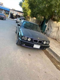 بي ام دبليو للبيع موديل 91 السياره خير من الله ونضيفه الاتصال077147068...