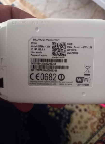 راوتر هواوي جوكر اسيه اثير كورك 4G///5GHZ  بطاريه ٣٠٠٠ يطول شحن ١٠ ساعات  منفذين انتينا خارجي  سعر ١٥ هو توصيل ***********
