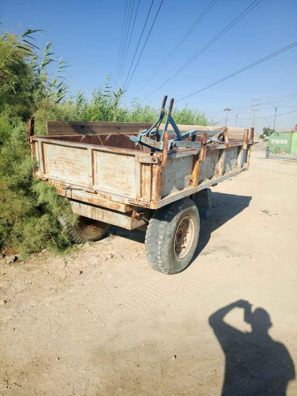 للبيع عربانه مع فدان السعر مليون و٤٠٠  للاستفسار ***********
