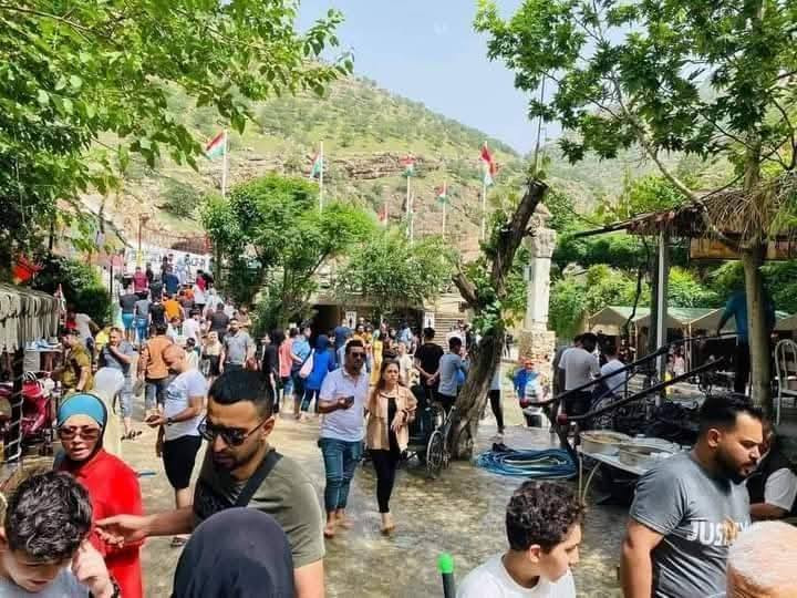 ـــــ عروض العيد الاضحى المبارك✨🩵ــــــــــــــــ
 ـــــــــــ ✅#احجز_ويانا_ولاتهتم_✅ـــــــــــــــــــــ
😌المصداقيه في العمل أساس النجاح😌

« احجز مقعدك من الآن قبل نفاذ المقاعد » 💺

حضرنالكم عروض كـلـش حلوه اقراء البرنامج كلش زين       

الاسعار كلش حلوة 
______________⭐ويانا غير⭐________________

1_ دهــوك يــوم واحــد بــ (( 10.000 ))

______________⭐احنا الاساس⭐_______________

_________✓خلي سفرتك ويانا احلى✓_________

💵دخوليات الإماكن السياحية على نفقت المسافر💵

_________ عالم السياحة والسفر ✓_________

_________✓اهلا وسهلا بيكم تنورونا✓_________

#دهوك_مصايف_شيرانة 10.000
مصيف شيرانة_ مصيف  _مطعم_مصيف سولاف_ مصيف ستيرين _حديقة الحيوانات _فاملي مول_مدينة الالعاب_ مول دهوكك_سد دهوكك 2000
جبل زاوه صعود ونزول 2000 
______________♕يمناوبس♕_____________
#مصايف زاخو سعر النفر 10.000
شرانش 
دشتتاخ 
برخ 
سنومار
ملاحظه دخوليات على نفقة المسافر 
داخل دهوك حديقة الحيوانات 
مول كارفور 
مول دهوك 
استراحة مطعم 
حديقة حيوانات
مدينة العاب 
سد دهوكك2000
صعود جبل زاوه 2000 دينار
_________________________
😍 ساافر واستمتع وياناااا ابد مراح تنسانااا .
الرحلة تشمل :-
✅ فعاليات طوال الطريق
✅ باصات حديثة ( ومكيفة )🚎
☑️باصات خاصة للشباب 
☑️باصات خاصة للعوائل
⛔ملاحظة مهمه مهمه مهمه.......
دخوليات الأماكن السياحية على نفقت المسافر
✅ملاحظة :  خصم خاص للمجموعات الكبيره

________♡رحلاتكم معانا غير ♡_________

☎️ للــحـجـز والاســتـفـسـار 
📲 ‏‪***********‬‏ اسيا    واتساب_ اتصال
📲   *********** اسيا  واتساب_اتصال
