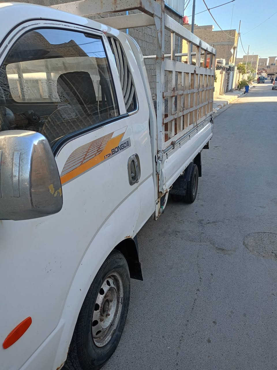 كيه حمل 3000 مسكر  محور بم ونوزل موديل 2005 سياره جاهزه مال شغل سعره 67 بيه مجال بسيط سنويه مجدده ل 2030  يالله تسقط سياره باسمي تحويل ثاني يوم للاستفسار الاتصال على الرقم ***********
