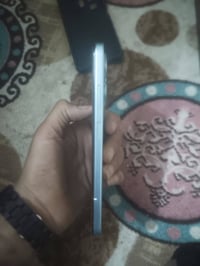 جهاز جديد البيع ومراوس شرط الفحص ذاكره 128هذا رقمي 07825836888