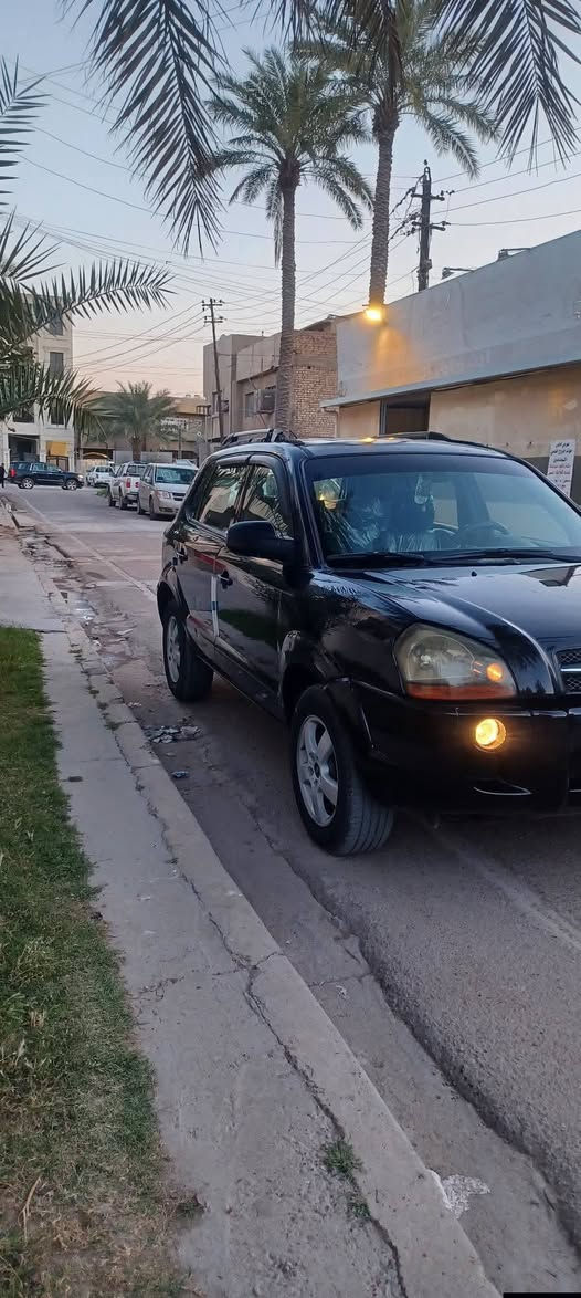 السلام عليكم
هونداي توكسان 
٤ سلندر  
وارد أمريكي 

موديل ٢٠٠٨ 
ماشيه ١٧٧ الف حقيقي 
رقم بغداد دولي هزه جديده سنويه جديده بسمي شخصيا 
كير +محرك+ تبريد +كهربائيات  ....(جديده )
المواصفات........
تخم تاير جديد 
شاشه أندرويد +كامره 
كروز مثبت سرعه 
غرفه جديده 
منضومة زينون عالي ناصي اصلي  
مكانها بغداد الكرخ 
السعر    95 $$ وبيها مجال للطيبين ان شاءالله 
(((( اخوان اي استفسار ع الرقم وبي واتساب ))))

***********  ☎️
