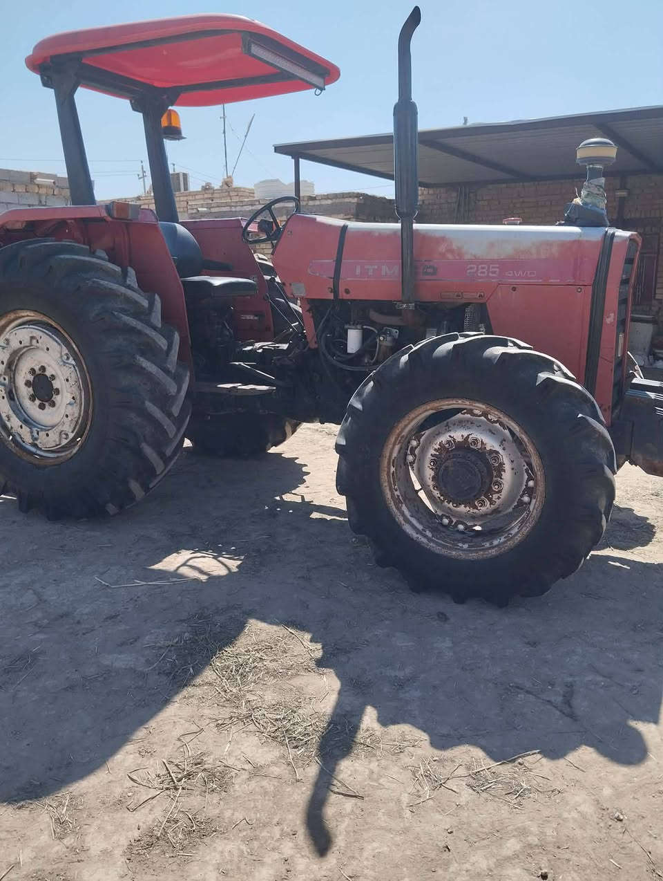 فوركسن للبيع مكينه مكفوله رقم سلمانيه وكاله عامه  موديل 2013 السعر ١٦ وبيه مجال تصل***********المكان الديوانية
