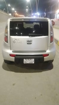 سياره كيا صول موديل 2010 سنويه خضره ضرر 5 قطع مكينه وكير شرط سياره حيل...