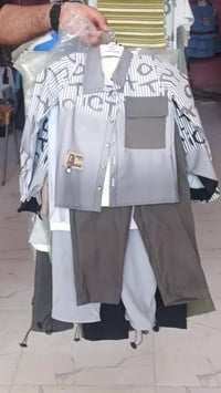 ملابس أطفال • جديد • ١-٤ سنه