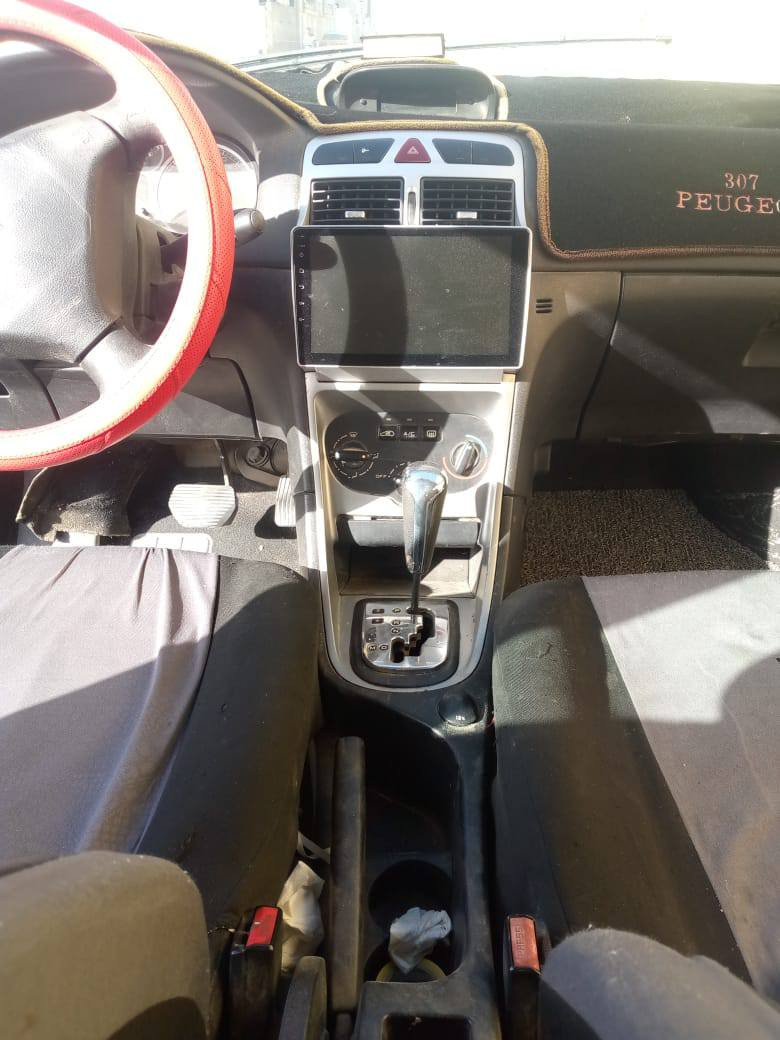 السلا عليكم سياره بيجو فرنسي 307 موديل 2005 مكينه كير توب تبريد السعر 42 وبيها مجال قليل رقم  الهاتف *********** بصره البصرة, العراق
