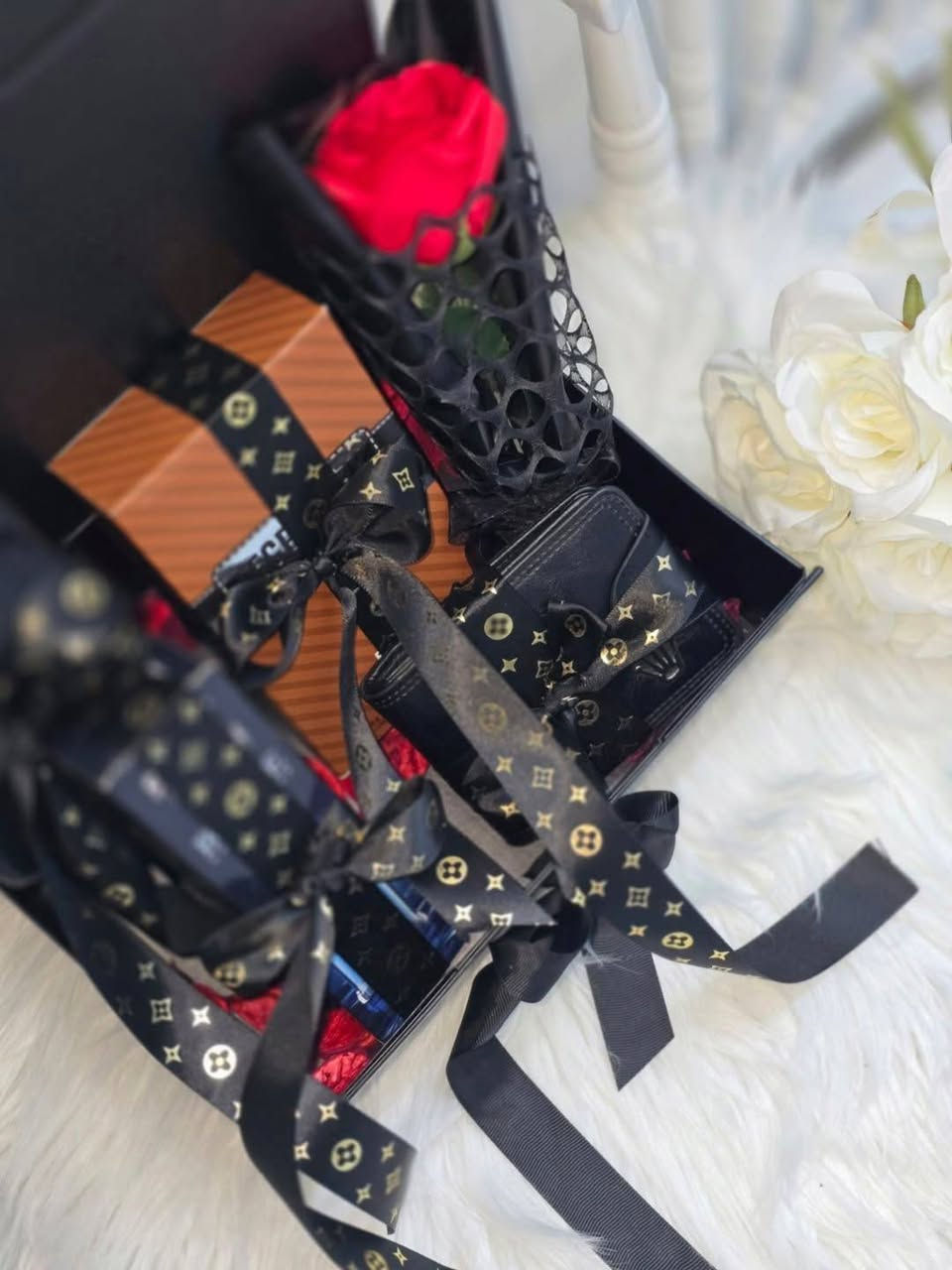 أناقة وفخامة بـ 25 ألف بس! 🖤
​بمناسبة عيد الحب، دللي من تحبين بـ البوكس الرجالي الملكي:
​تصميم فاخر: باللون الأسود الملكي مع ترتيب قمة في الذوق.
​جودة عالية: قطع مختارة بعناية لتدوم طويلاً.
​السعر: 25,000 الف  فقط.
​التوصيل: مجاني لفترة محدودة!


**إذا كنت صاحب هذا الإعلان وتريد حذفه لأي سبب، رجاءا أرسل رسالة إلى الدعم الفني**