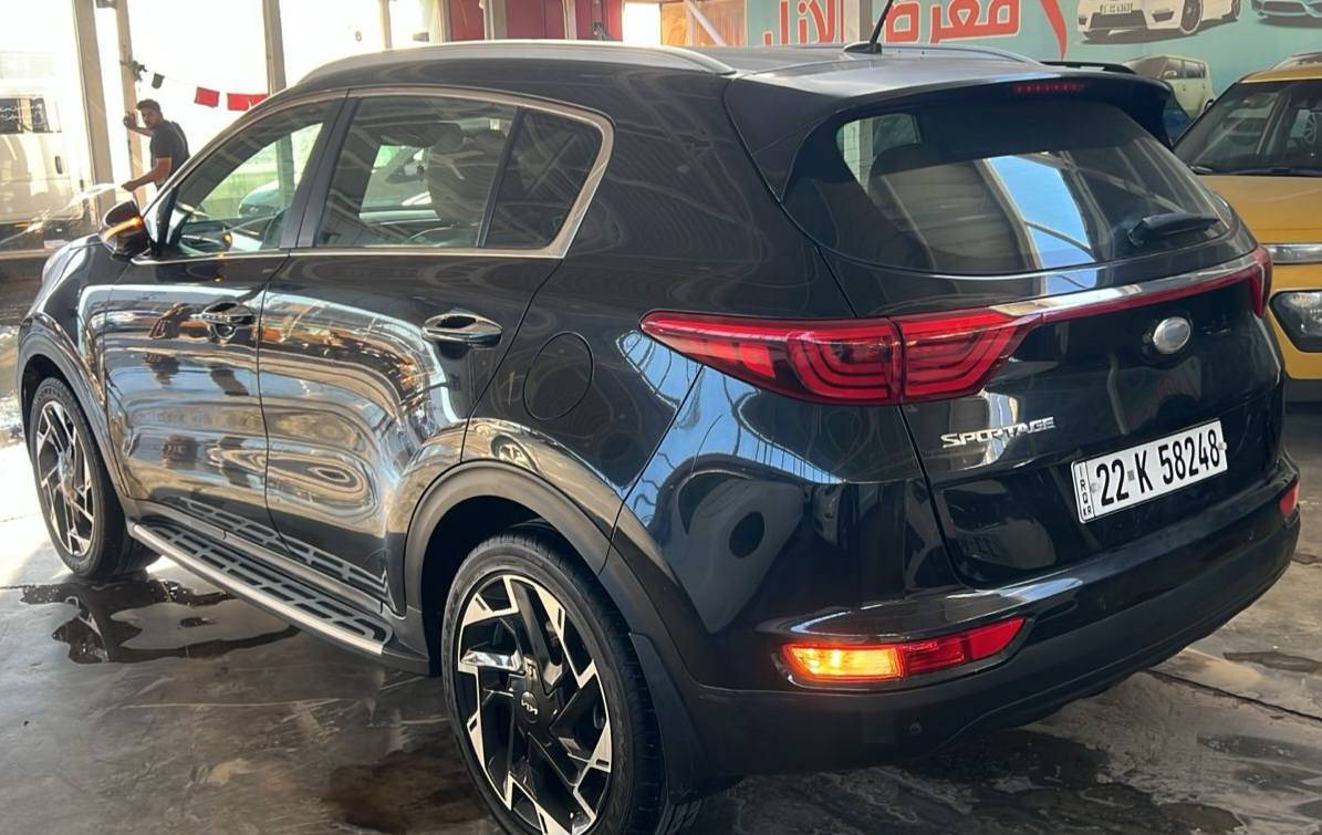 السلام عليكم سبورتج ٢٠١٨ خليجي فول مواصفات بنوراما بصمه بك لايت لد رادار امامي مكفوله صبغ وتبديل وبارد سياره جديده ماشيه ٩٠ الف محرك  GDi رقم اربيل مكان السياره واسط الكوت بيع فقط *********** السعر ١٧٥ ورقه
