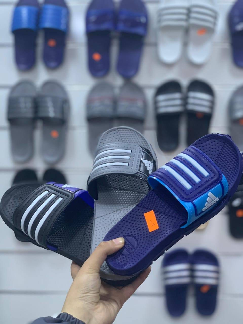 كف سبورت رجالي
التعبئة ٢٤ 
سعر الكارتون ٢٣ الف
كف سبورت شبابي 
التعبئة ٢٤ زوج 
السعر الكارتون ٢٢ الف
كف سبورت ولادي 
التعبئة ٢٤ زوج 
سعر الكارتون ب ٢١
كف سبورت طفل 
التعبئة ٢٤ زوج 
سعر الكارتون ب٢٠ الف


**إذا كنت صاحب هذا الإعلان وتريد حذفه لأي سبب، رجاءا أرسل رسالة إلى الدعم الفني**