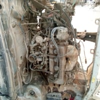 محرك نيسان قليل التبخير مع كير بحالة جيده للاتصال 07722821011