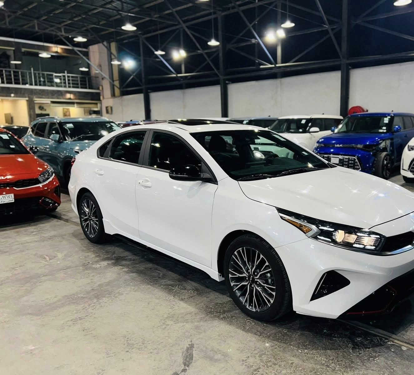 Year :  2024
Make : KIA
Model : FORTE GT-LINE
اللون : ابيض
سعه المحرك :  2.0 DOHC دوش
المسافه المقطوعه :  ٢٣  mi بعدهة زيرو 
----------------------------------
🚘 المواصفات 🚘
وارد امريكي  🇺🇸
بصمه
رقم بغداد جديد 
فتحه
شاشه 
كاميرا
كراسي كهرباء
تدفئة و تبريد مقاعد اماميه 
فرش جلد 
تحكم سرعه
تحكم مسجل
شاحن وايرلس
ويل 17
هاندبريك كهرباء
اضويه اماميه و خلفيه LED
نظام عرض الكاميرا
تشغيل عن بعد
بروجكتر
حساس تجاوز
تحديد مسرب
رادار امامي
DRIVE MODE
AUTO HOLD
----------------------------------
⭕️ حادث السياره الدعاميه الاماميه تبديل و صبغ / و البنيد تبديل و صبغ - الحادث مرفق مع الصور ⭕️
الايرباكات: جميع الايرباكات سليمه 
السعر178 وبيهة مجال كلشش قليل 
المكان شارع فلسطين


**إذا كنت صاحب هذا الإعلان وتريد حذفه لأي سبب، رجاءا أرسل رسالة إلى الدعم الفني**