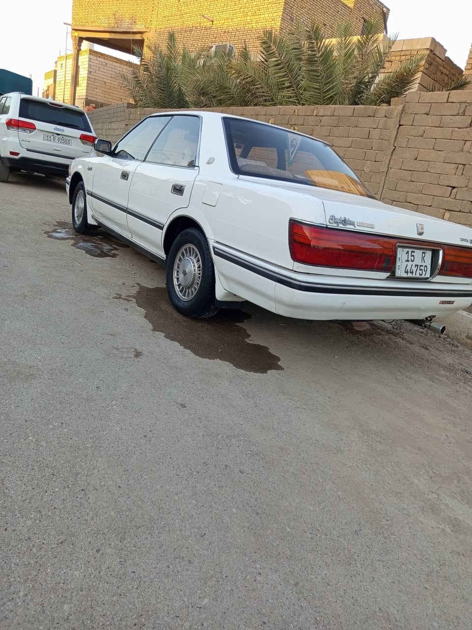 سلام عليكم سيدان مديل 90جديده واحل من الصور ***********السعر 68وبيه مجال
