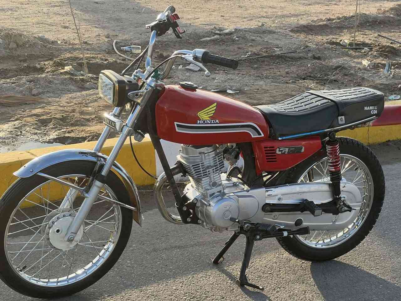 السلام عليكم للبيع نامه شلامجه 25 كلك كلك مكفوله مكاني طريق كربلاء نجف عمود 948
رقمي ***********
