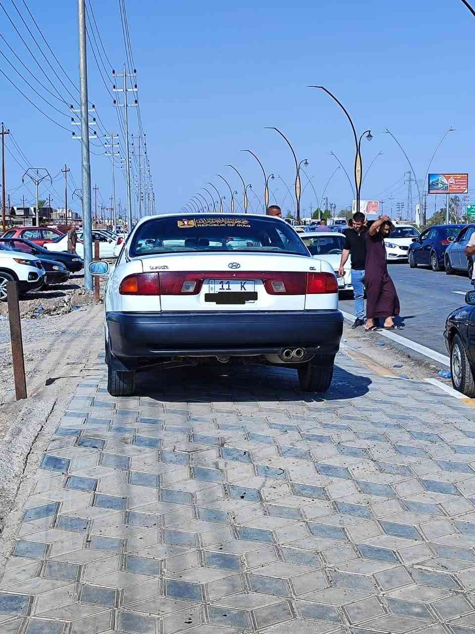 سلام عليكم سيارة للبيع سوناتا تو موديل 1995مكفوله من كلشي صدر محرك كير سنويه بسمي الى 2031هزه جديده رقم بغداد دولي 
سعر 47وبيها مجال قليل 
رقم الهاتف ***********
مكان سياره ديالى الكاطون
ملاحضه فقط غاز تبريد نقص
