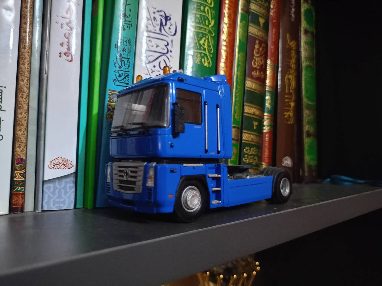 قطع حجم 1/50 جديد متوفرات للبيع


**إذا كنت صاحب هذا الإعلان وتريد حذفه لأي سبب، رجاءا أرسل رسالة إلى الدعم الفني**