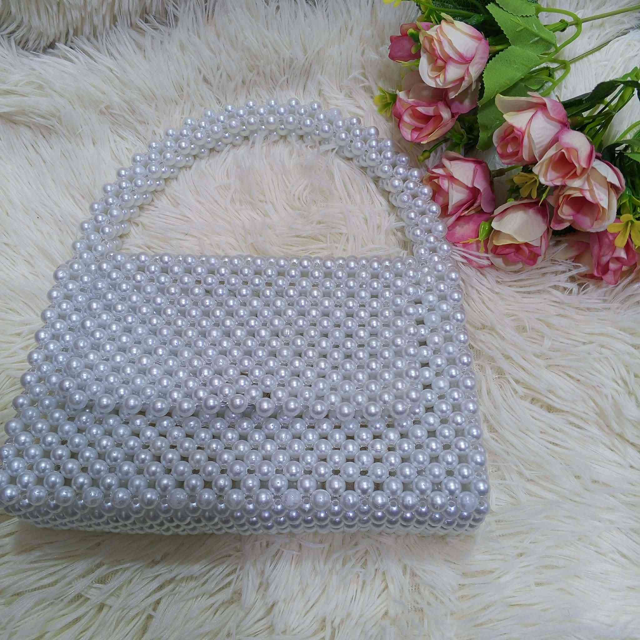 جنط خرز لولو 
حسب الطلب #اعمال يدويه #هاند ميت 
#انسب الاسعار🥹#شغلي#اعمالي
💙لحجز  والا استفسار يرجى مراسله البيج #لمسه لولو#اكسبلور#مشاهير العراق#تصويري📷#الشعب الصيني ما له حل😂😂#لايك ومتابعه 
توصيل داخل الموصل ٣ 
توصيل  خارج الموصل ٥


**إذا كنت صاحب هذا الإعلان وتريد حذفه لأي سبب، رجاءا أرسل رسالة إلى الدعم الفني**