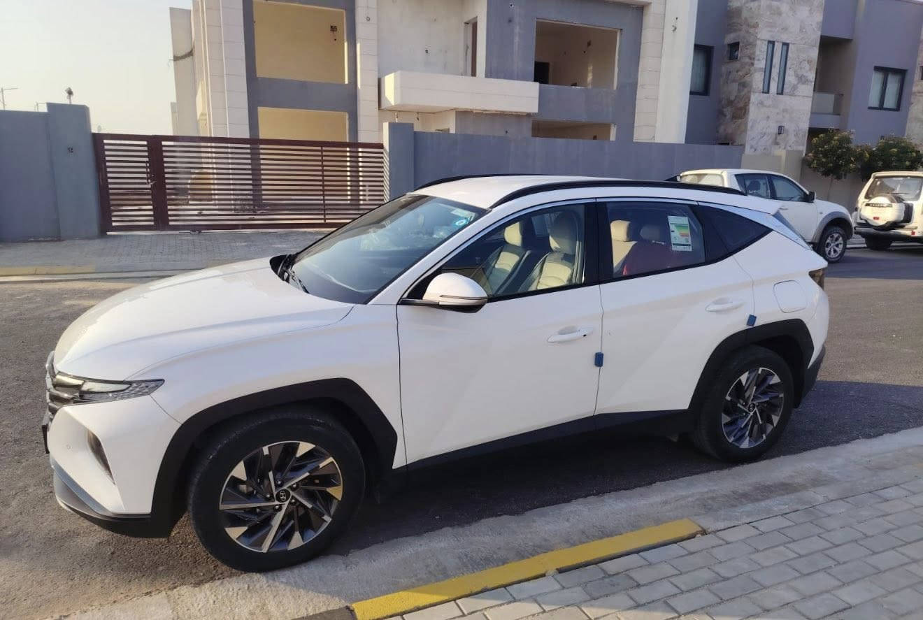 السلام عليكم توسان موديل ٢٠٢٤ خليجي رقم بغداد باسمي
كفاله عامه من كلشي صبغ بارد حالوب السياره جديده 
ماشيه ٢٣ الف فقط فول عده البانوراما 
بصمه تشغيل وتشغيل عن بعد كراسي كهرباء داخل ابيض مكاني بغداد عارضهه ٢١٣ وبيهه مجال *********** مكاني بغداد
