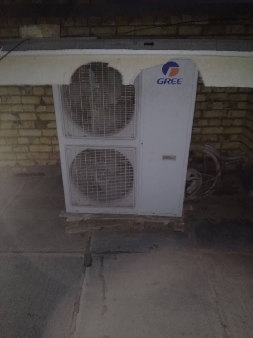 سبلت Gree
3 طن نظيف كلش شرط الشغل تجي تفحص والسعر مليون و300 وبي مجال للشراي
رقمي ***********
