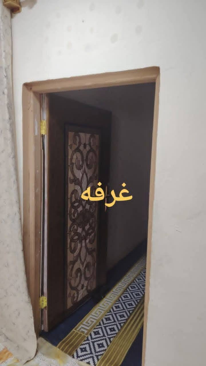 دار للبيع مساحه 100 م
كوفه طريق الزوار قرب منتزه جنات الكوفه 
غرفه وصاله واستقبال ومطبخ وصحيات 
الاستفسار الاتصال  ***********
