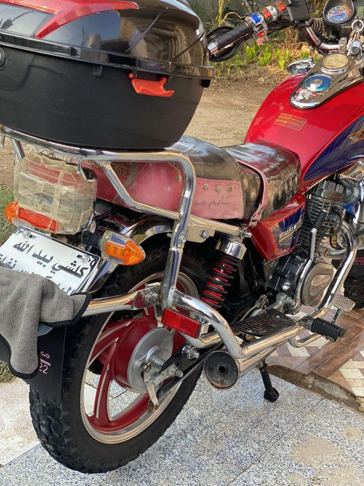 سلام عليكم
دراجة تايموتة مديل 22اوراق اصليات داخلة كمرك وكاملة وعدي اوراق الرقم يعني باقي شي بسيط وتكمل الرقم 
دراجة خير من الله ماناقصهة شي 
لامفتوحة ولامبدل شي ما عدة الدبلات امامية مبدلة والاصليات مالاتهة موجودات 
سعر دراجة مليون و875وبيهة مجال للشراي 
رجاً اذا ماعجبك السعر ماعجبك المنشر اعبرة وجنك ماشفت شي لاتكعد تكسر بحلال عالم 
متواجد فيس ورقم ***********
العنوان الشطرة
