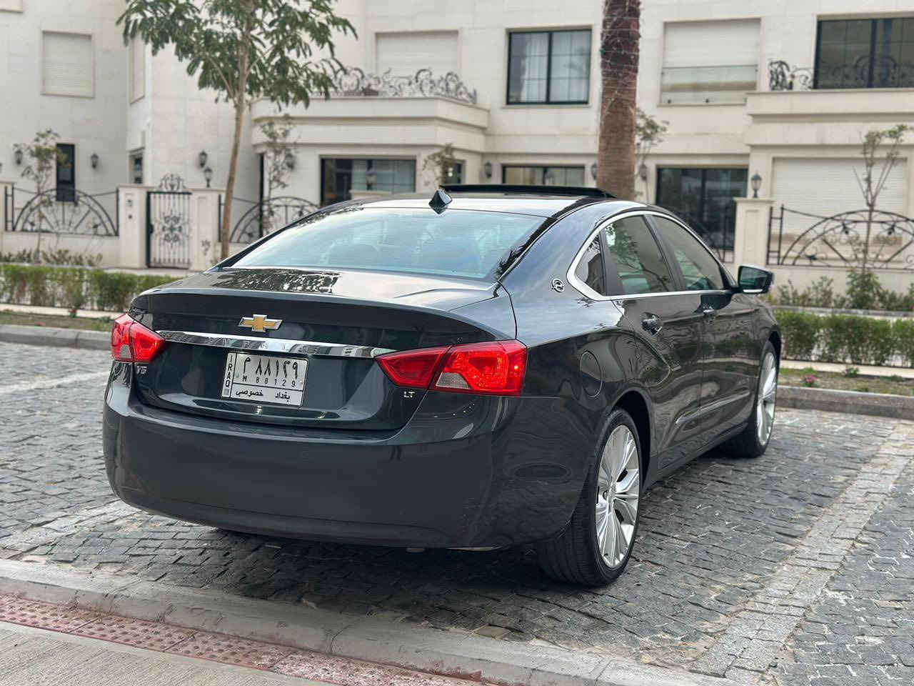 سلام عليكم
للبيع او مراوس 
شوفرليه امبالا
وارد امريكي كلين تقرير مياه امطار  يعني كفاله من صبغ 
صور الحادث بالمنشور 
سياره بدون اي نقص 
جديده حيل 
مديل  2014
 فول مواصفات 
مكينه 6 سلندر 
مكانها بغداد بسمايه 
السعر 127 ورقه 
السياره فول مواصفات 
بنوراما - 
 -شاشه وكاميرا -
قاصه -
كشنات جلد كهرباء 
 تبريد قطعتين 
اشاير مري -نقاط عمياء -رادار امامي 
حساس خلفي 
تشغيل عن بعد 
-لايتات زينون -اناره داخليه لد 
سايد بريك بصمه
مانع انزلاق -فول تحكم ستيرن 
السياره كلش حلوه وناصبه تحويل مباشر 
سياره داخله كلين 
يعني بدون حادث كفاله 
جاملغ امامي شويه بارد 
***********
