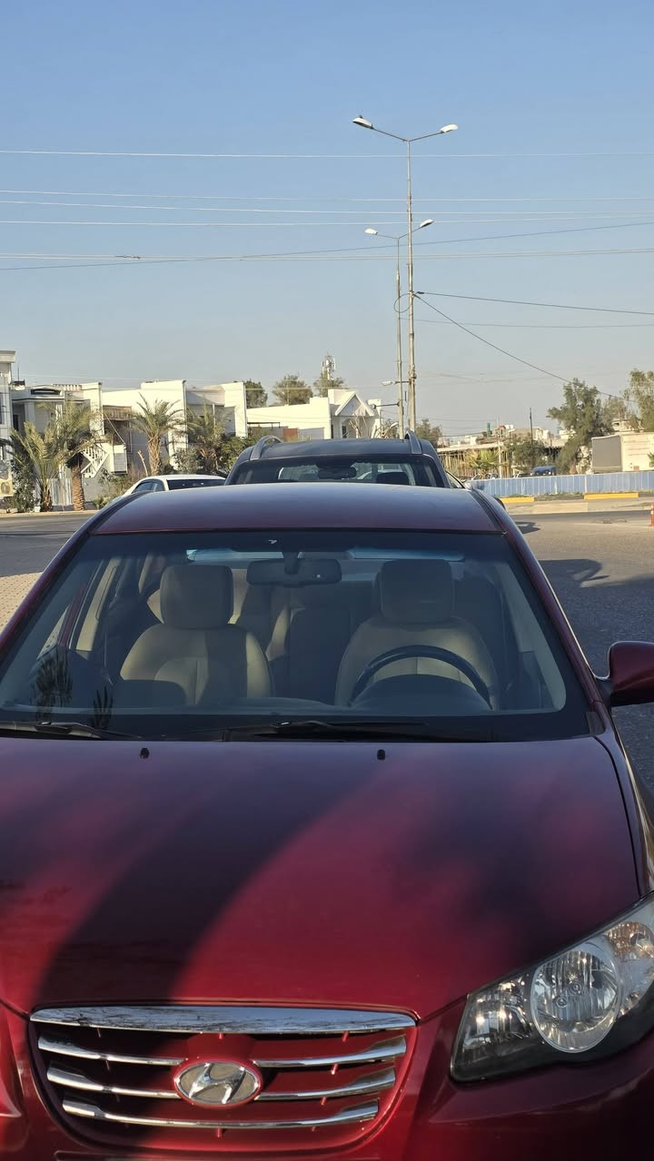 هۆندای ئاڤانتی 2010 قەپات مواسەفات بەس سڵاید نیە  پاکەتی 

ناوزەرد گێچ وەنەوشە ئیکۆ تەبرید  لەمس لایت پێش و دواوە لیزەریە لایت ناو ڕەش کوشن هیتەر حاسەیە تەرجیل بلوتوز
گێڕ و مەکینە و سەقف بەشەرت دەکشن بەرز  
***********
