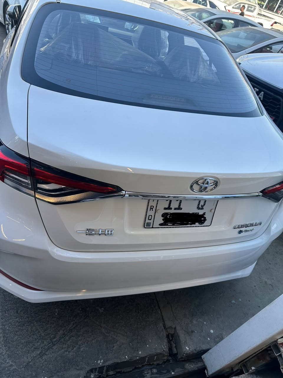 كورلا الشكل الخليجي
ماشيه ٩ 
كفاله عامه فول فتحه داخل جلد
149
***********
