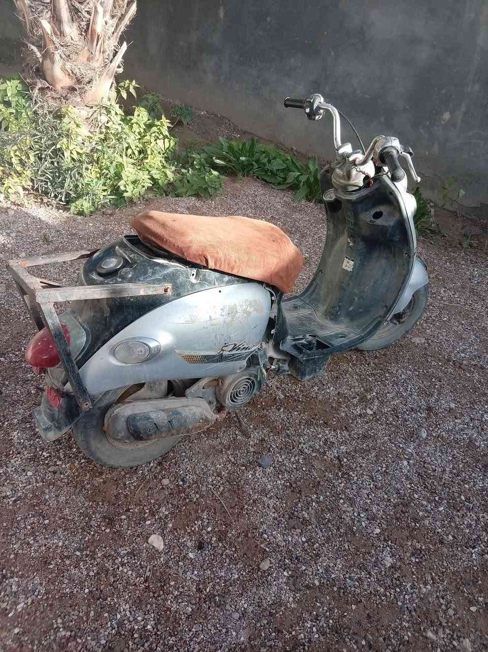 دراجه تحتاج كابريته السعر ٥٠ وبيهه مجال المدينه ابو غريب ***********
