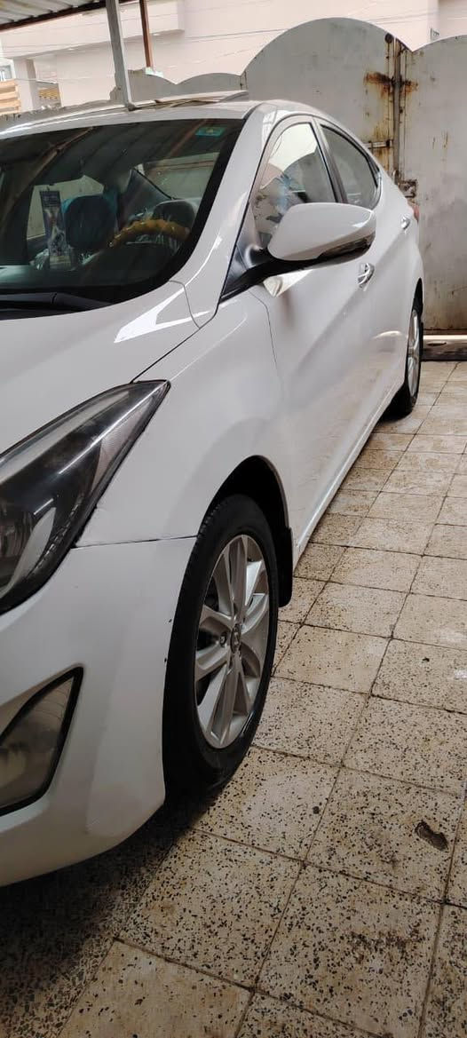 السلام عليكم

 ￼انترا موديل 2015رقم بغداد دولي 
. ماشيه ١٢٨حقيقي.  
سياره كفاله  عامه   
السياره.  فول موصفات ماعده البصمه فقط.   
مري شفط تحكم حساسات كامره شاشه كبيره تبريد قطعتين.    مكيه 1800.   تبريد كير مكينه تخم تاير.  حداديه خير م̷ـــِْن •اللّـہ̣̥ نضيفه جدااا.   السعر. ١٣٥  

تفاصيل اكثر عل الرقم.***********.   

مكان السياره واسط الكوت.
